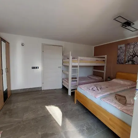 Daire Apartma Zirovnik Cerklje na Gorenjskem